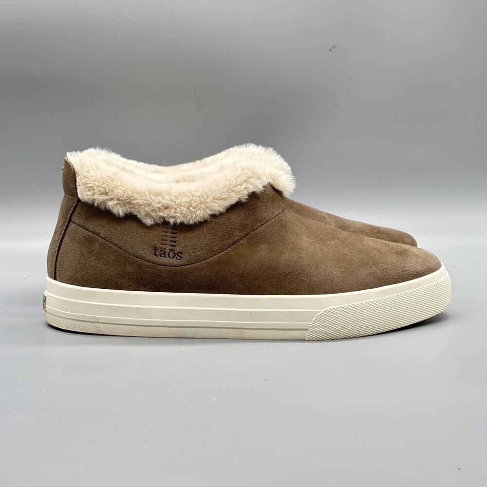 Taos Shoes Womens 7.5 Brown Suede Faux Fur Lined Ankle Slip On Slippers Cozy